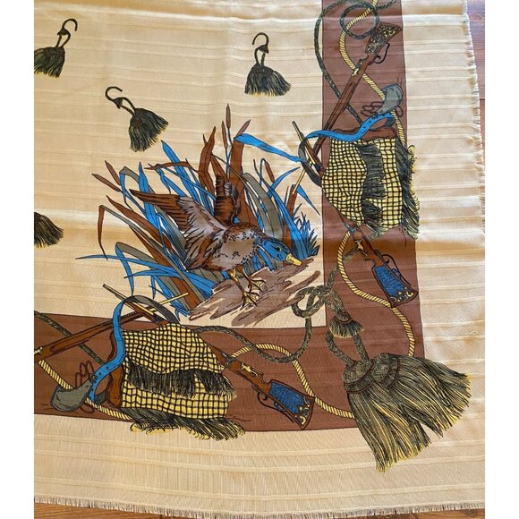 Scarf Made in Italy 45" Square Duck Hunting Gun Tan Beige - Picture 2 of 5
